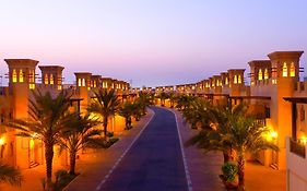 Al Hamra Village 4*