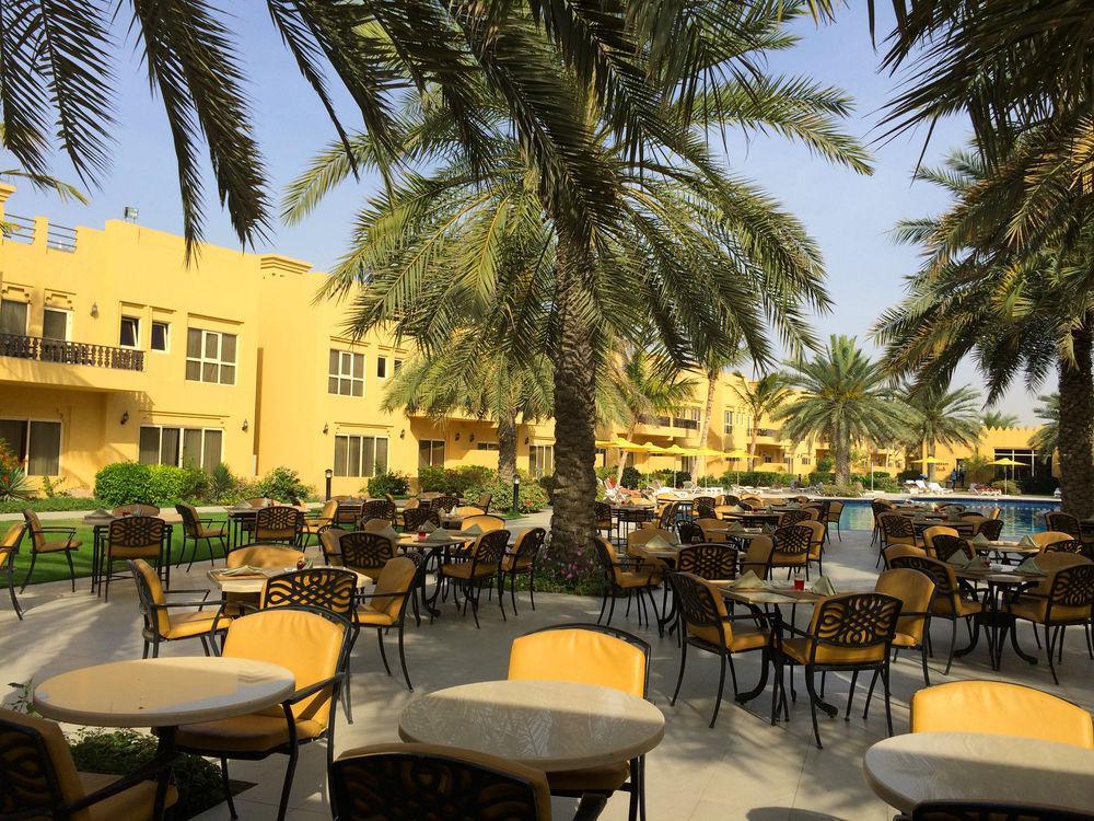 Хамра вилладж 4. Al Hamra Village Hotel 4 *. Al Hamra Village 4*. Al Hamra Village 4 отзывы.